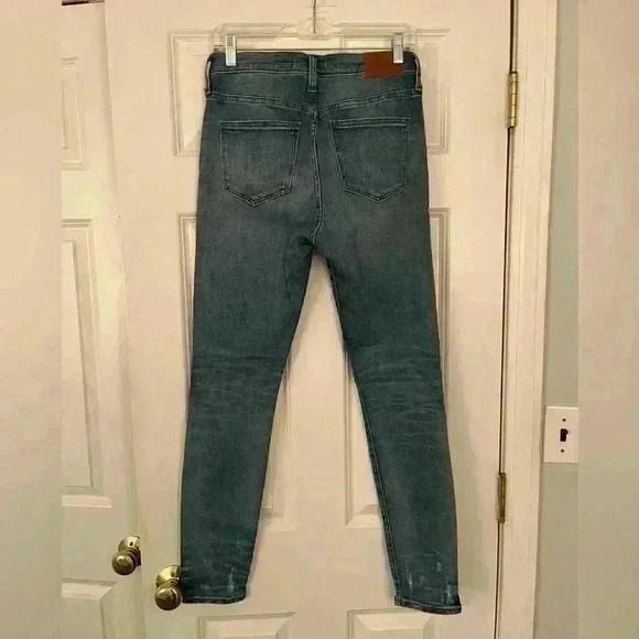Madewell 9” High Rise Skinny Jeans - Picture 9 of 10